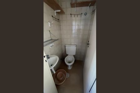 Lavabo de apartamento à venda com 1 quarto, 67m² em Centro, Campinas