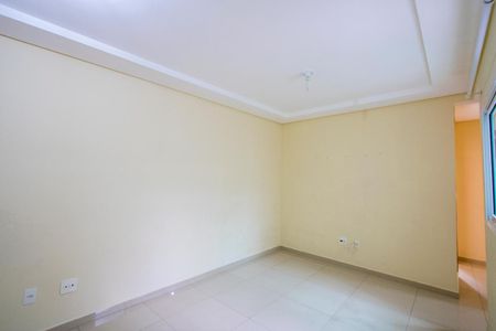 Sala de apartamento à venda com 2 quartos, 60m² em Jardim Stella, Santo André