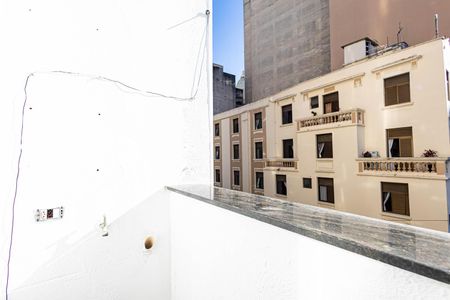 Studio à venda com 33m², 1 quarto e sem vaga Studio à venda com 33m², 1 quarto e sem vagaVaranda