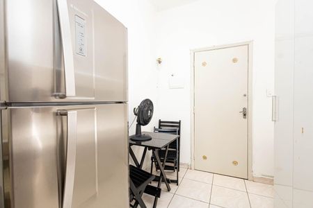 Studio à venda com 33m², 1 quarto e sem vaga Studio à venda com 33m², 1 quarto e sem vagaCozinha