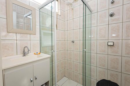 Studio à venda com 33m², 1 quarto e sem vaga Studio à venda com 33m², 1 quarto e sem vagaBanheiro Social