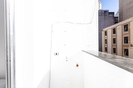 Studio à venda com 33m², 1 quarto e sem vaga Studio à venda com 33m², 1 quarto e sem vagaVaranda