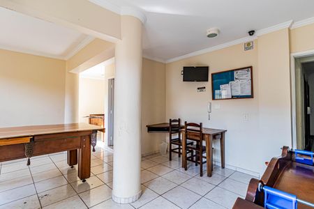 Apartamento à venda com 55m², 2 quartos e 1 vaga Apartamento à venda com 55m², 2 quartos e 1 vagaEspaço de Jogos