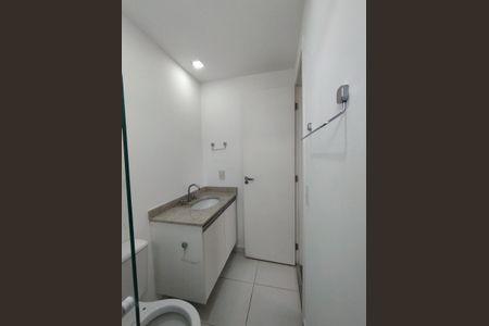 Apartamento à venda com 64m², 2 quartos e 2 vagas Apartamento à venda com 64m², 2 quartos e 2 vagasBanheiro Social