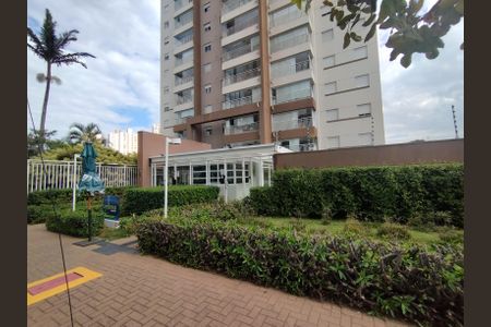 Apartamento à venda com 64m², 2 quartos e 2 vagas Apartamento à venda com 64m², 2 quartos e 2 vagasFachada e portaria