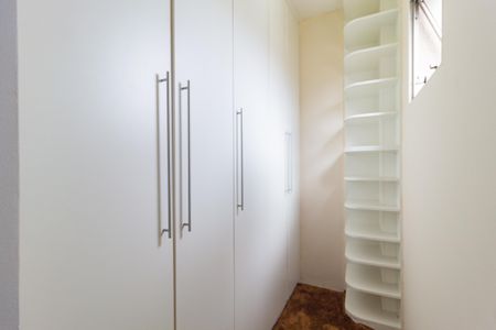 Apartamento à venda com 58m², 2 quartos e 2 vagas Apartamento à venda com 58m², 2 quartos e 2 vagasQuarto 2 - Closet