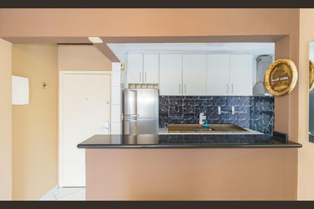 Apartamento à venda com 58m², 2 quartos e 2 vagas Apartamento à venda com 58m², 2 quartos e 2 vagasCozinha