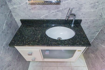 Apartamento à venda com 58m², 2 quartos e 2 vagas Apartamento à venda com 58m², 2 quartos e 2 vagasBanheiro