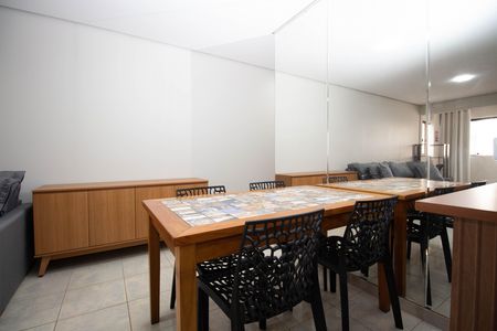 Apartamento para alugar com 45m², 1 quarto e 1 vaga Apartamento para alugar com 45m², 1 quarto e 1 vagaSala