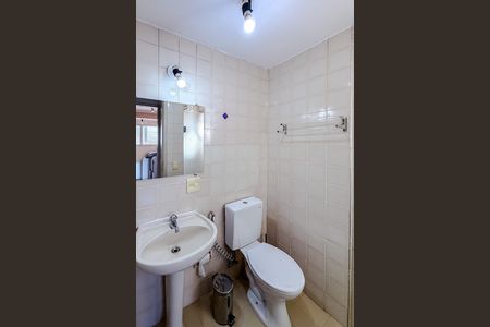 Studio para alugar com 40m², 1 quarto e 1 vaga Studio para alugar com 40m², 1 quarto e 1 vagaBanheiro