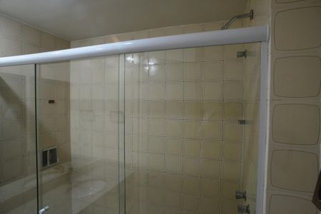 Apartamento à venda com 65m², 1 quarto e 1 vaga Apartamento à venda com 65m², 1 quarto e 1 vagaBanheiro Social