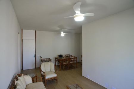 Sala de apartamento à venda com 1 quarto, 65m² em Barra da Tijuca, Rio de Janeiro