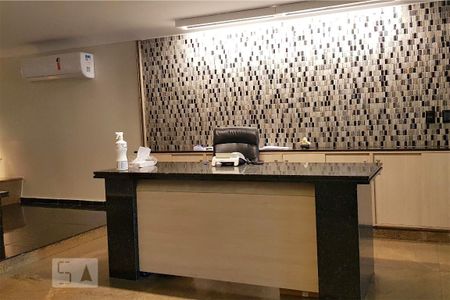 Apartamento à venda com 65m², 1 quarto e 1 vaga Apartamento à venda com 65m², 1 quarto e 1 vagaÁrea Comum - Portaria