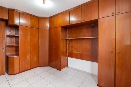 Apartamento à venda com 77m², 3 quartos e 1 vagaQuarto 1