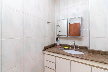 Apartamento à venda com 77m², 3 quartos e 1 vagaBanheiro