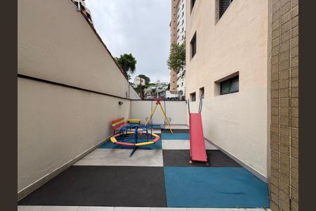 Apartamento à venda com 96m², 3 quartos e 2 vagasÁrea comum - Playground