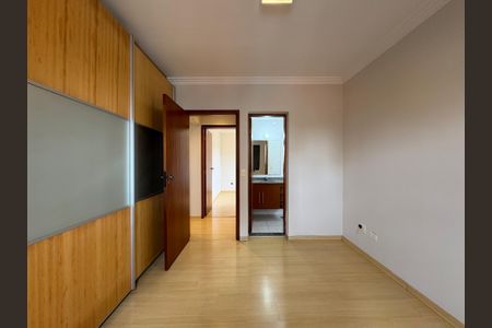 Apartamento à venda com 96m², 3 quartos e 2 vagasSuíte 2