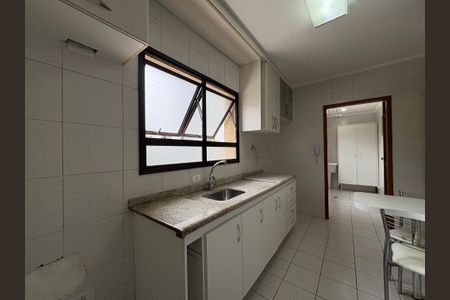 Apartamento à venda com 96m², 3 quartos e 2 vagasCozinha