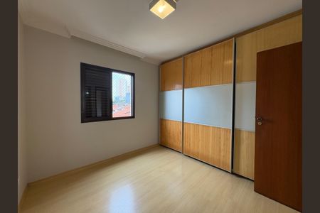 Apartamento à venda com 96m², 3 quartos e 2 vagasSuíte 2