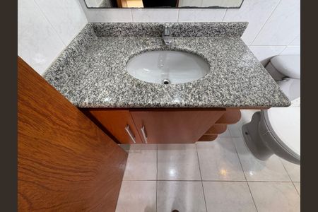 Apartamento à venda com 96m², 3 quartos e 2 vagasBanheiro da Suíte 2