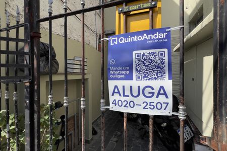 Casa para alugar com 55m², 1 quarto e sem vaga Casa para alugar com 55m², 1 quarto e sem vagaBYIK-133