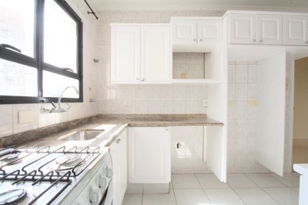 Apartamento para alugar com 110m², 3 quartos e 2 vagasCozinha