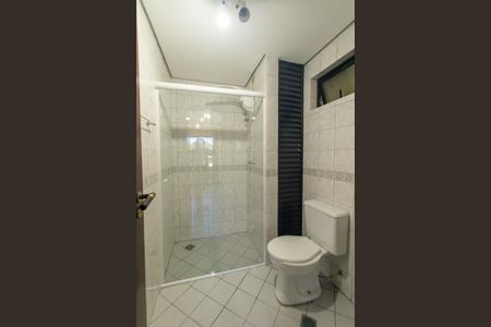Banheiro Social de kitnet/studio para alugar com 1 quarto, 50m² em Campina do Siqueira, Curitiba