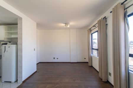 Sala/Quarto de kitnet/studio para alugar com 1 quarto, 50m² em Campina do Siqueira, Curitiba