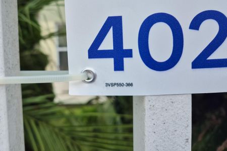 Apartamento à venda com 52m², 2 quartos e 2 vagasPlaquinha PLQG-366 