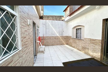 Casa para alugar com 146m², 2 quartos e sem vagaQuintal