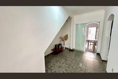 Sala de casa para alugar com 2 quartos, 146m² em Vila Augusta, Guarulhos