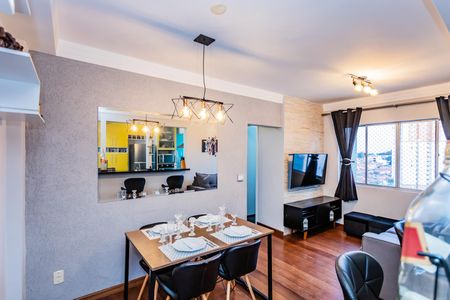 Apartamento à venda com 54m², 2 quartos e 1 vagaSala