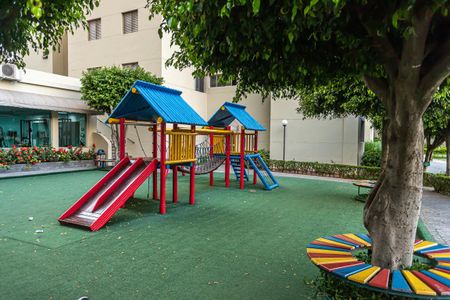 Apartamento à venda com 54m², 2 quartos e 1 vagaÁrea comum - Playground