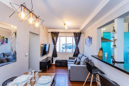 Sala de apartamento à venda com 2 quartos, 54m² em Parque Maria Domitila, São Paulo