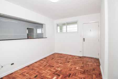 Apartamento para alugar com 80m², 3 quartos e 1 vaga Apartamento para alugar com 80m², 3 quartos e 1 vagaSala