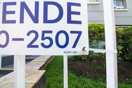 Apartamento à venda com 43m², 1 quarto e 1 vaga Apartamento à venda com 43m², 1 quarto e 1 vagaPlaquinha Instalada KQAP - 164