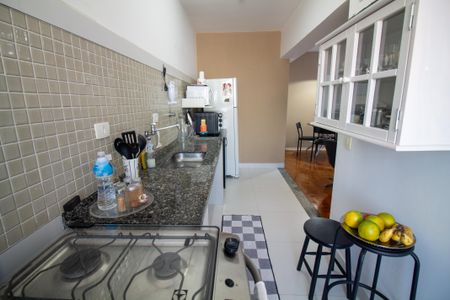 Apartamento à venda com 43m², 1 quarto e 1 vaga Apartamento à venda com 43m², 1 quarto e 1 vagaCozinha