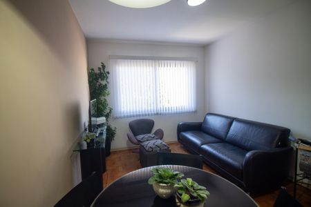 Apartamento à venda com 43m², 1 quarto e 1 vaga Apartamento à venda com 43m², 1 quarto e 1 vagaSala