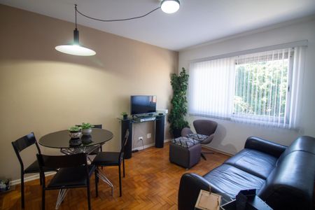 Apartamento à venda com 43m², 1 quarto e 1 vaga Apartamento à venda com 43m², 1 quarto e 1 vagaSala