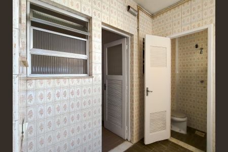 Apartamento à venda com 110m², 3 quartos e 1 vagaÁrea de Serviço