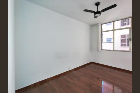 Apartamento à venda com 110m², 3 quartos e 1 vagaQuarto 2