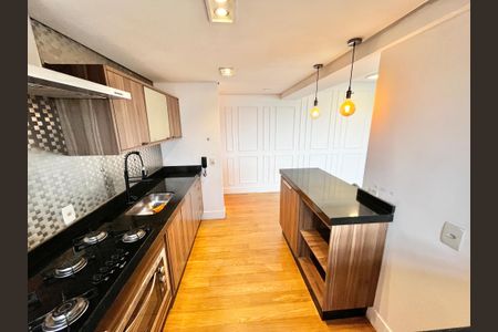 Apartamento à venda com 64m², 2 quartos e 1 vagaCozinha e Área de Serviço