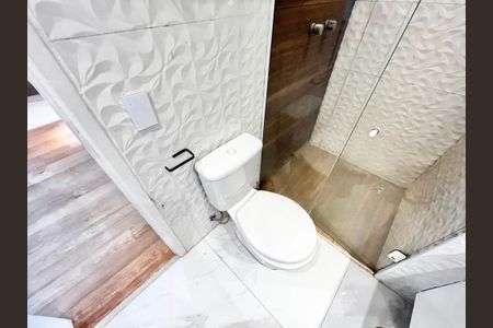 Apartamento à venda com 64m², 2 quartos e 1 vagaBanheiro da Suíte