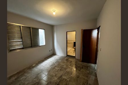 Casa para alugar com 180m², 3 quartos e 1 vagaQuarto Suíte
