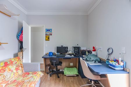 Casa de condomínio à venda com 167m², 3 quartos e 2 vagasQuarto