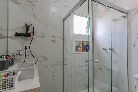 Casa de condomínio à venda com 167m², 3 quartos e 2 vagasBanheiro da Suíte 1