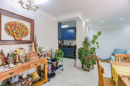 Casa de condomínio à venda com 167m², 3 quartos e 2 vagasSala