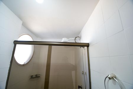 Banheiro de apartamento para alugar com 1 quarto, 45m² em Botafogo, Campinas