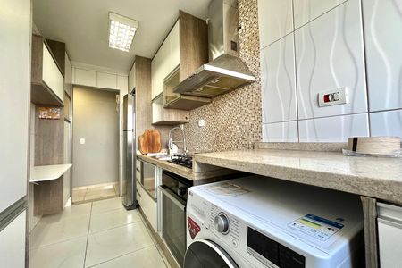 Apartamento para alugar com 55m², 2 quartos e 1 vagaÁrea de Serviço