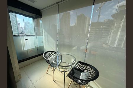 Apartamento para alugar com 38m², 1 quarto e 1 vaga Apartamento para alugar com 38m², 1 quarto e 1 vagaVaranda
